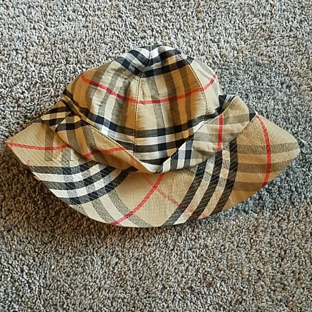 Burberrys vintage bucket hat